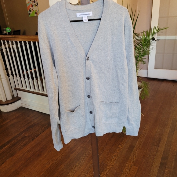 Amazon Essentials Cardigan - Picture 2 of 5